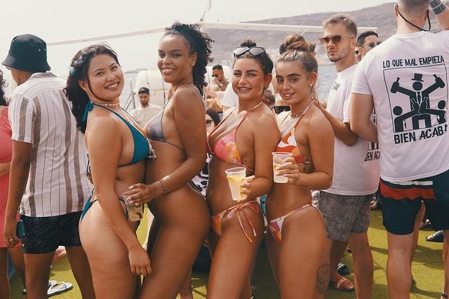 Lo que mal empieza bien acaba🤪FOLLOW  @grancanariaboattrips .....#amorfoda #rhlm...